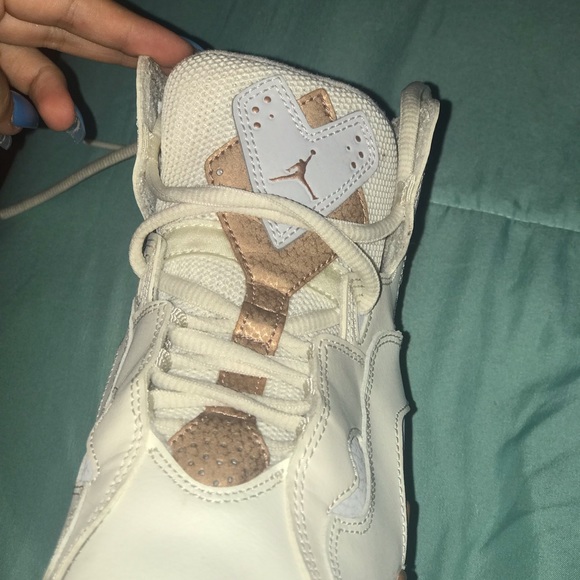 JORDAN TRUE FLIGHTS ( GIRLS GRADE SCHOOL) - Picture 2 of 4